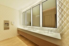 Hilton Garden Inn Bahrain Bay