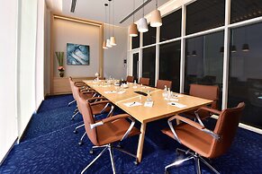 Hilton Garden Inn Bahrain Bay
