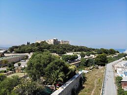 Picasso Apartments