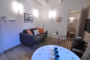 Picasso Apartments