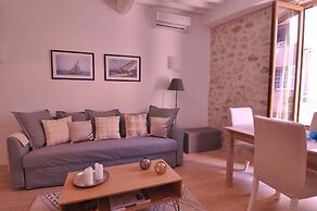 Picasso Apartments