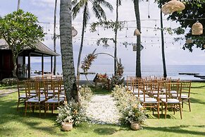 Secluded Beachfront Villa Manis, 5br, Candidasa