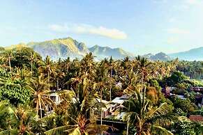 Secluded Beachfront Villa Manis, 5br, Candidasa