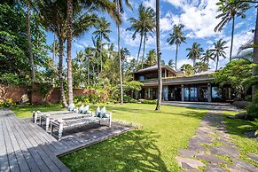 Secluded Beachfront Villa Manis, 5br, Candidasa