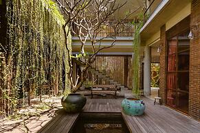 Secluded Beachfront Villa Manis, 5br, Candidasa