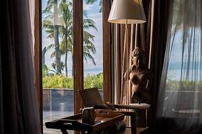 Secluded Beachfront Villa Manis, 5br, Candidasa