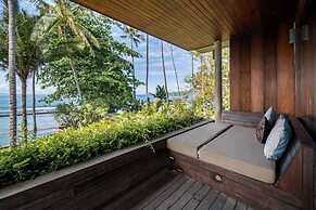 Secluded Beachfront Villa Manis, 5br, Candidasa