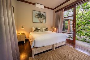 Secluded Beachfront Villa Manis, 5br, Candidasa