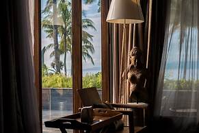 Secluded Beachfront Villa Manis, 5br, Candidasa