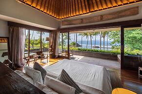 Secluded Beachfront Villa Manis, 5br, Candidasa