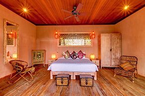 Secluded Beachfront Villa Manis, 5br, Candidasa