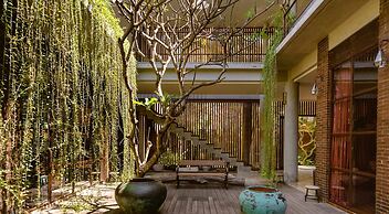 Secluded Beachfront Villa Manis, 5br, Candidasa