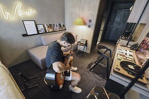ONOMA Hotel