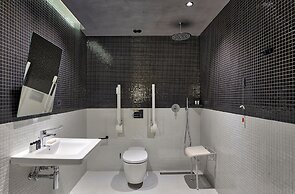 ONOMA Hotel