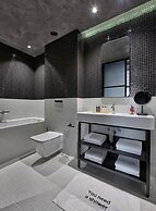 ONOMA Hotel