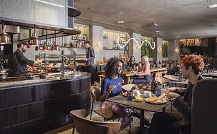 ONOMA Hotel