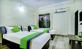 Treebo Sayaji Residency