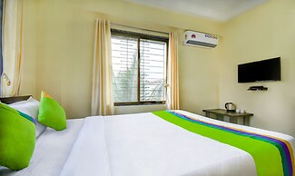 Treebo Sayaji Residency