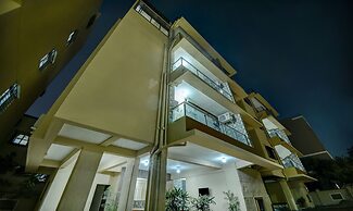 Treebo Sayaji Residency