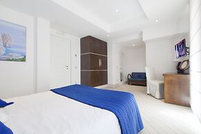 Exclusive Luxury Villa with Pool and Spa
