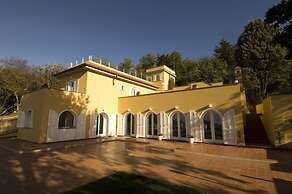 Exclusive Luxury Villa with Pool and Spa