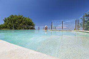 Exclusive Luxury Villa with Pool and Spa
