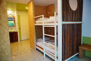 Dugong Village-Green Hotel