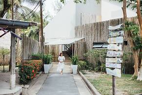 Dugong Village-Green Hotel