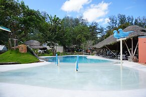 Dugong Village-Green Hotel