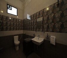 Dumas Guest House