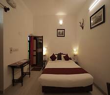 Dumas Guest House