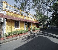 Dumas Guest House