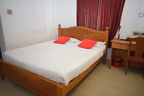 Haleemas Residency