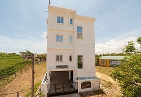 Haleemas Residency