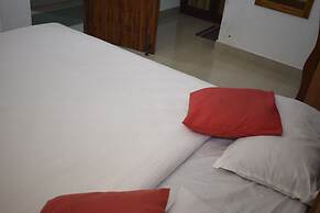 Haleemas Residency