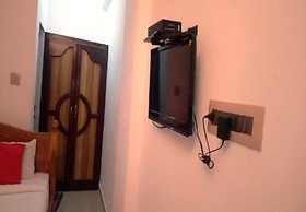 Haleemas Residency