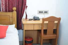 Haleemas Residency
