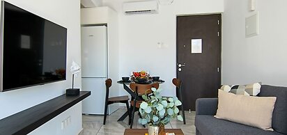 Phaedrus Living- Seaside Lighthouse 74