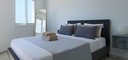 Phaedrus Living- Seaside Lighthouse 74