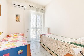 2186 Attico Demetra