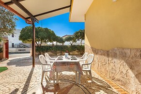 2219 Villa Cesarina