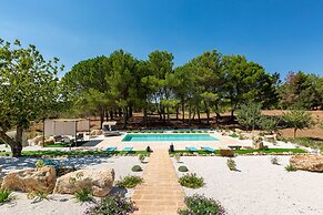 2085 Trullo Gatto