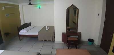Hotel Nandha