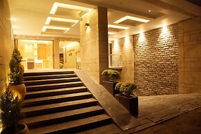Sri Aadhish Grand