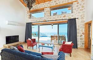 Kalkan Ultra Luks Villa 3 Yatak Odalı