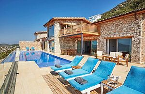 Kalkan Ultra Luks Villa 3 Yatak Odalı