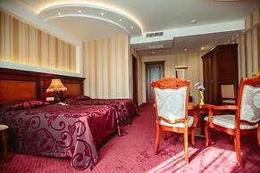 Grace Forum Hotel