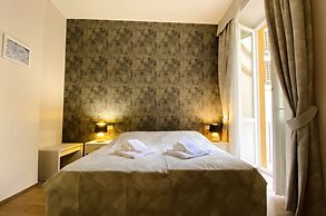 Hotelier 51