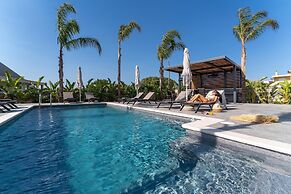 Palmeral Luxury Suites