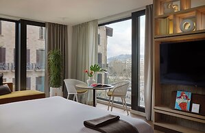 ME Barcelona